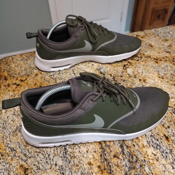 Nike Air Max Tavas Shoes US Mens Size 12 599409-310 Olive Green - Picture 5 of 12